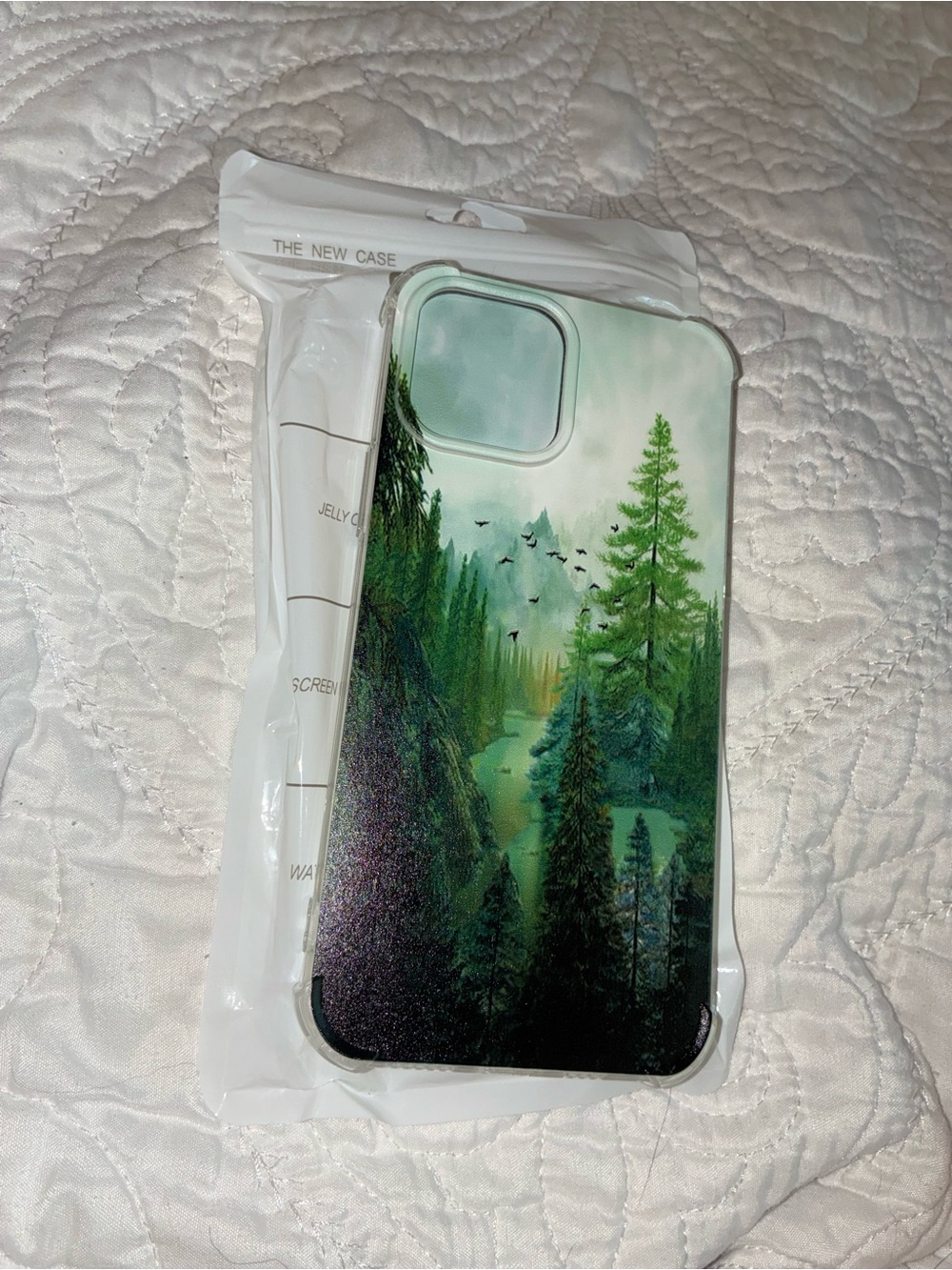 Amazon Green Forest Scenic iPhone 13 Pro Case NWT
